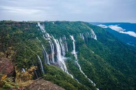 Seven-sisters-Waterfall